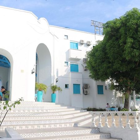 Hotel Aldea Plaza Doradal Buitenkant foto