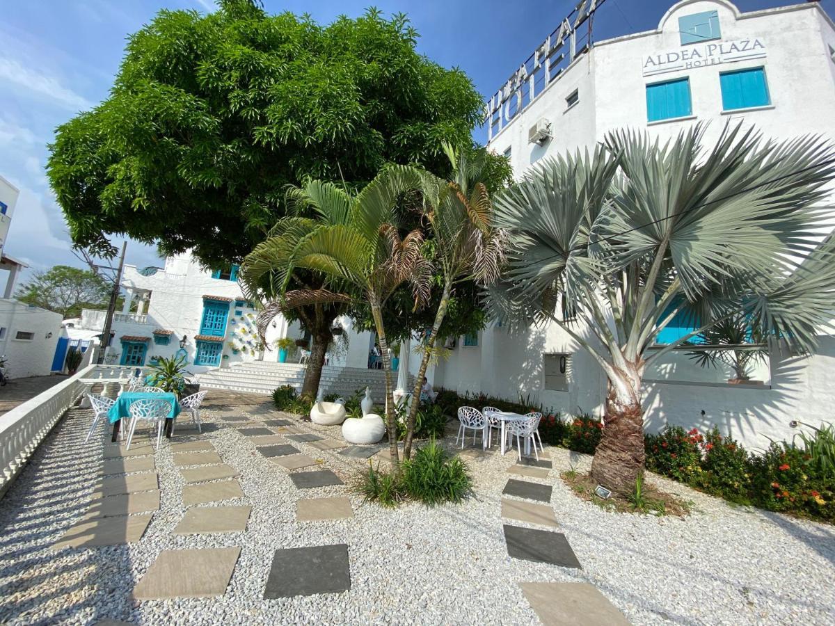 Hotel Aldea Plaza Doradal Buitenkant foto