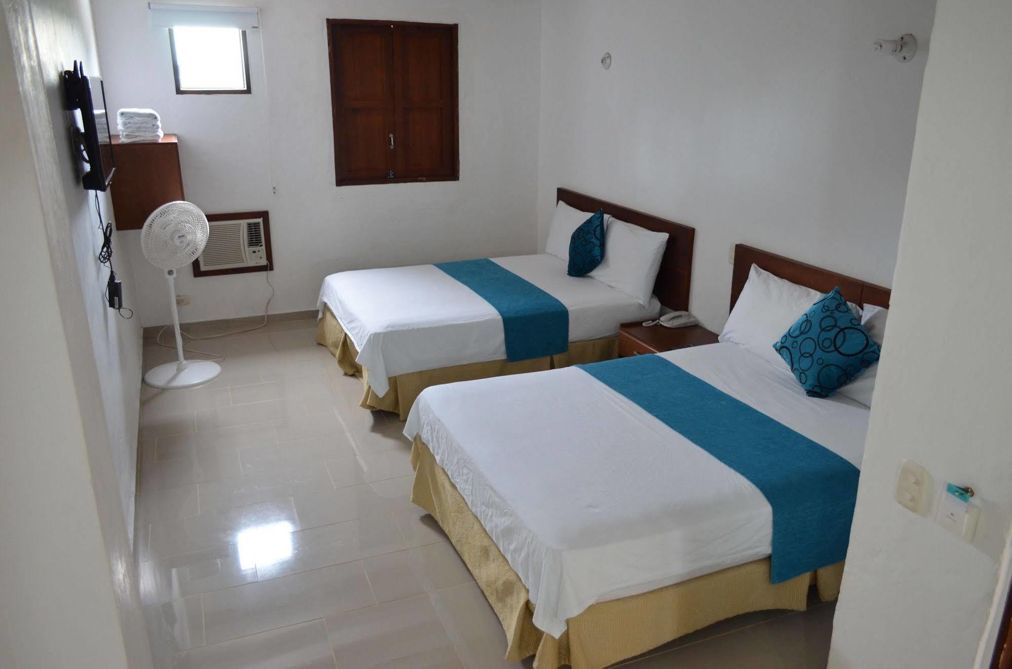 Hotel Aldea Plaza Doradal Buitenkant foto