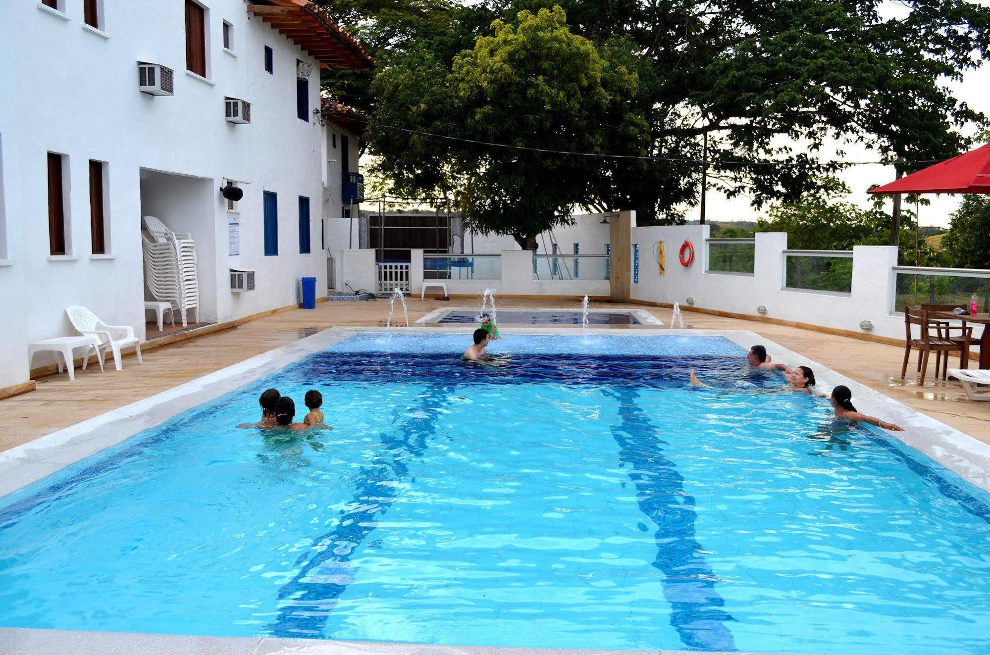 Hotel Aldea Plaza Doradal Buitenkant foto